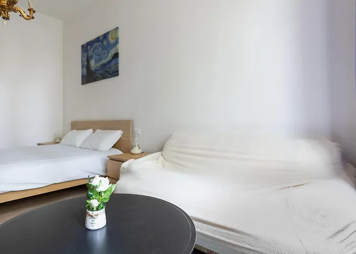 Apartment San Felice 136 By District *