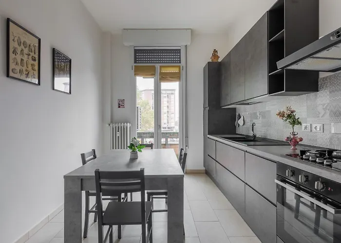 San Felice 136 By District Apartment Bologna