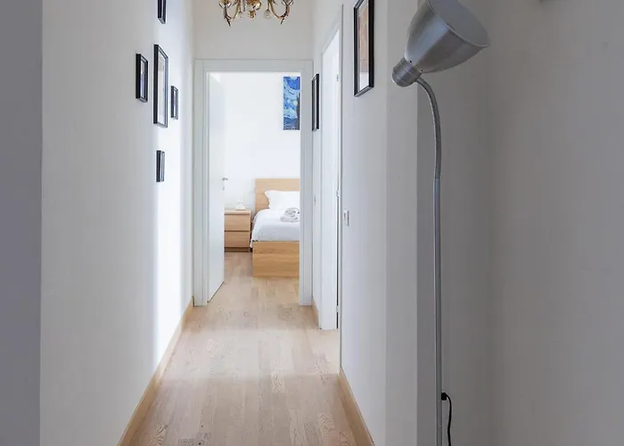 San Felice 136 By District