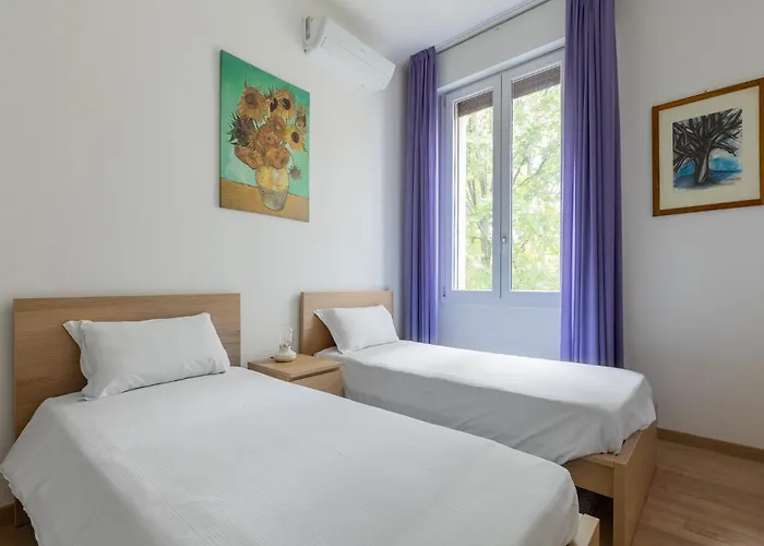 San Felice 136 By District Apartment